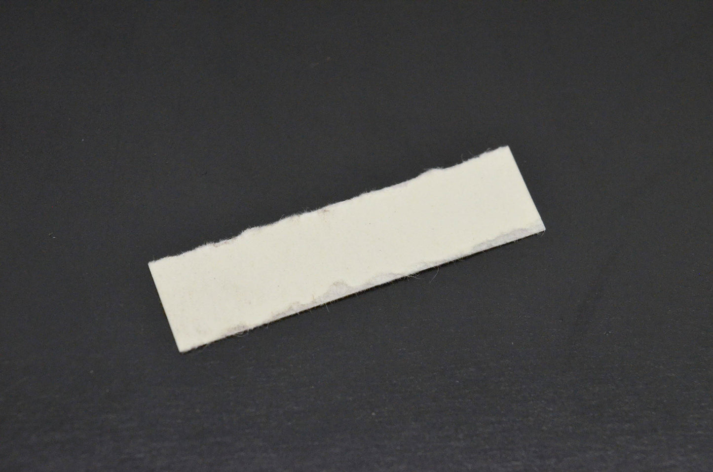 New OEM Yamaha 2GH-21735-00-00 Side Cover Seal NOS