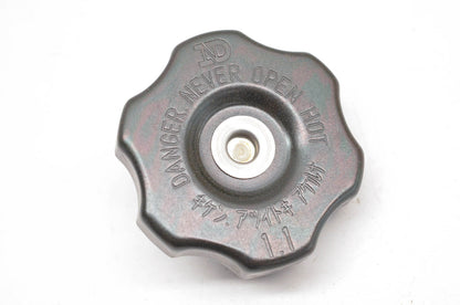 New OEM Yamaha 3XP-12462-00-00 Radiator Cap NOS