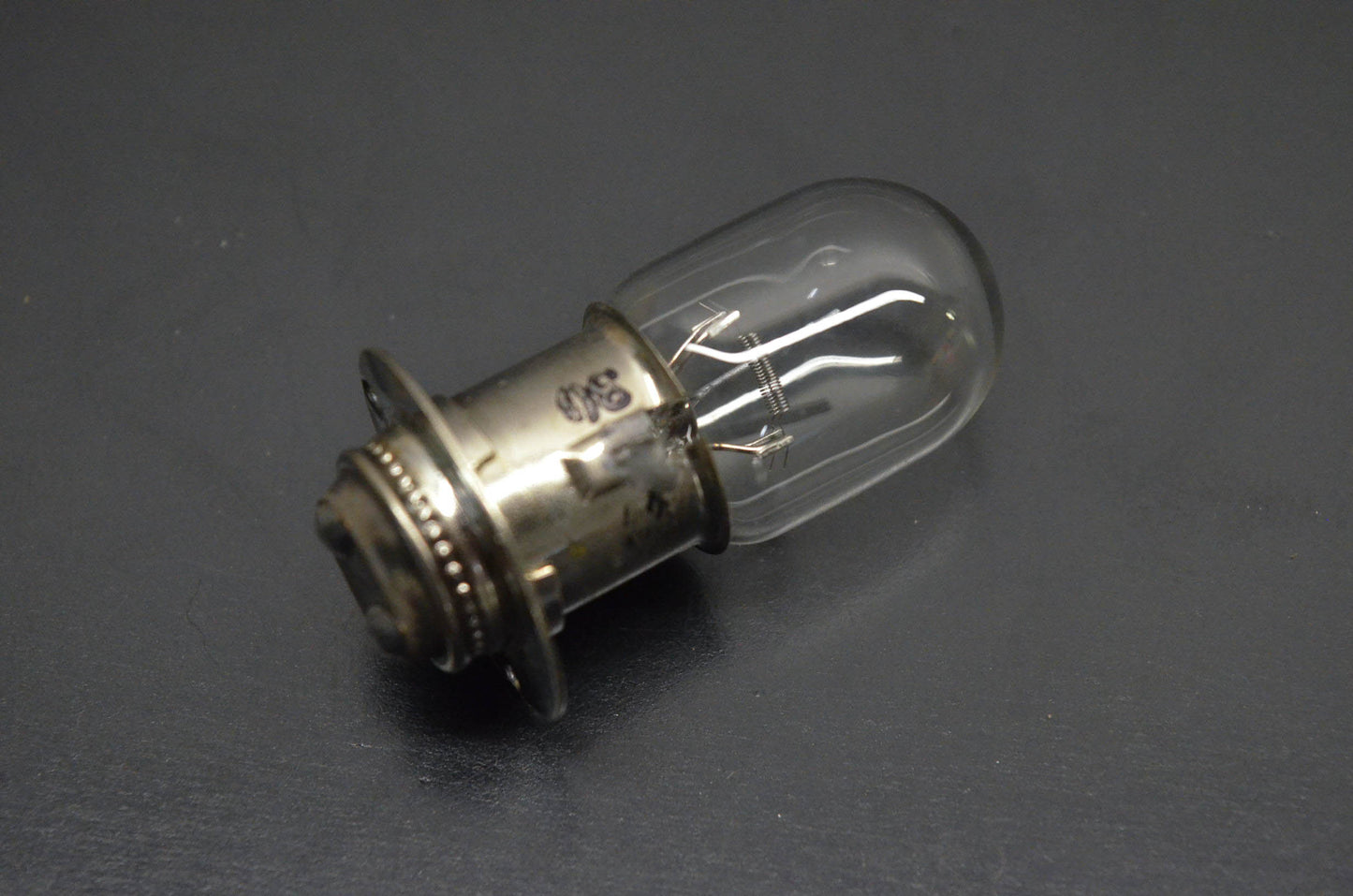 New OEM Yamaha 4KB-84314-01-00 Headlamp Bulb NOS