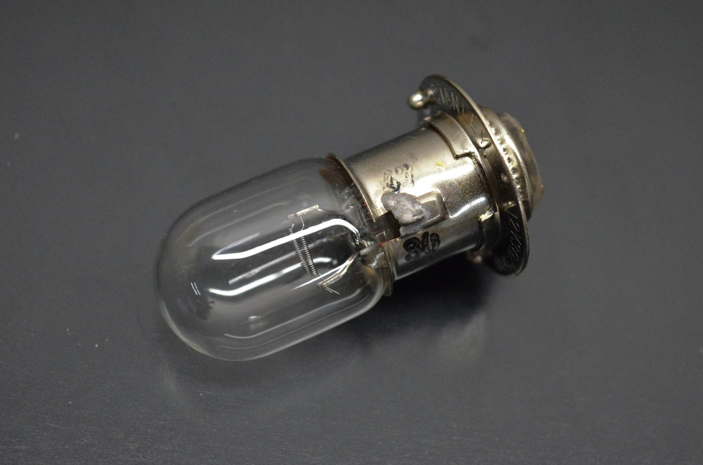 New OEM Yamaha 4KB-84314-01-00 Headlamp Bulb NOS