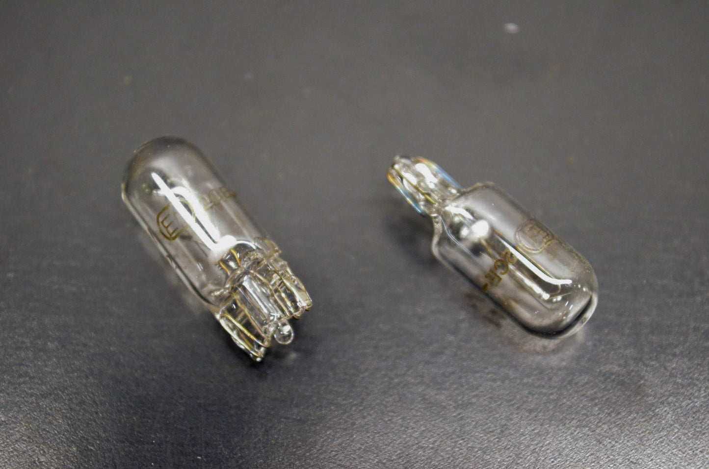 New OEM Yamaha 4G1-84744-00-XX Narva Replacement Bulbs 12v 3.4w Qty 2 NOS