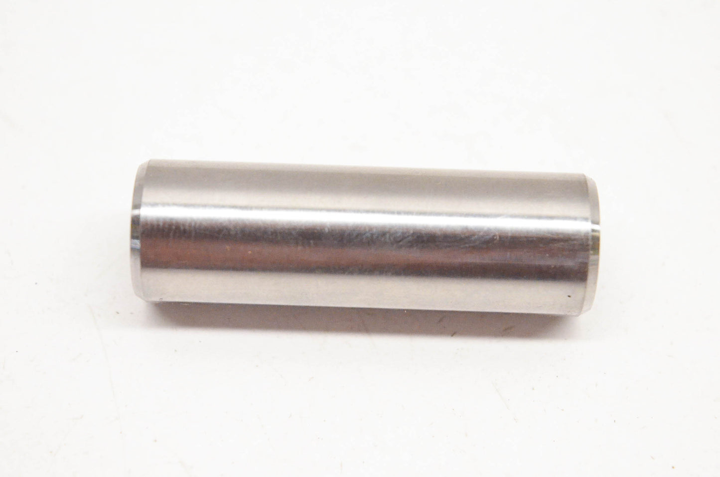 New OEM Yamaha 1C3-11633-00-00 Piston Pin NOS
