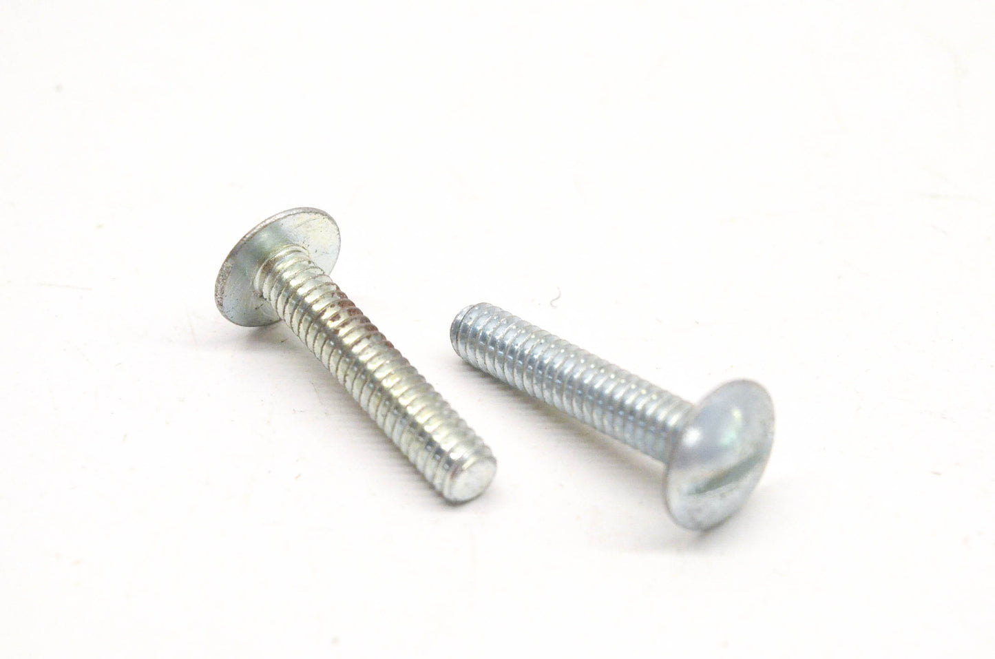 New OEM Arctic Cat 8008-554 Machine Screws Qty 2 NOS