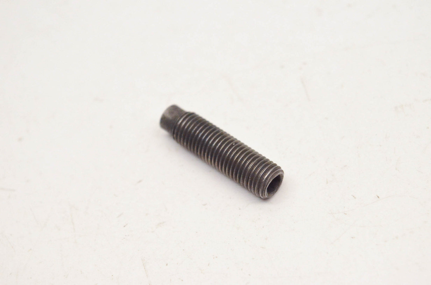 New OEM Yamaha 22U-12159-00-00 Valve Adjusting Screw NOS