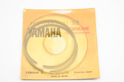 New OEM Yamaha 492-11601-01-00 Piston Ring Kit NOS