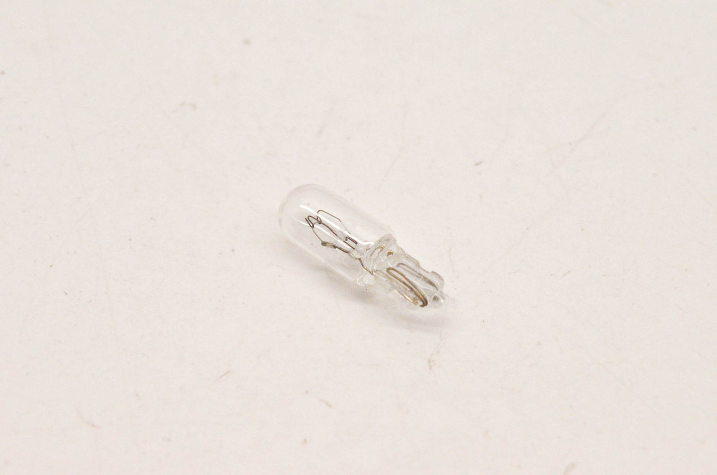 New OEM Yamaha 3FV-83517-00-00 12v 1.7w Meter Bulb NOS