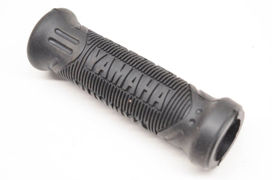 New OEM Yamaha GP7-U155D-00-00 Handle Grip NOS