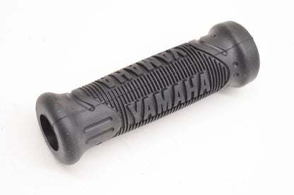 New OEM Yamaha GP7-U155D-00-00 Handle Grip NOS