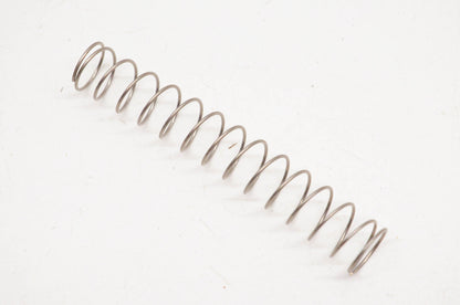 New OEM Yamaha 21V-14131-00-00 Throttle Valve Spring NOS