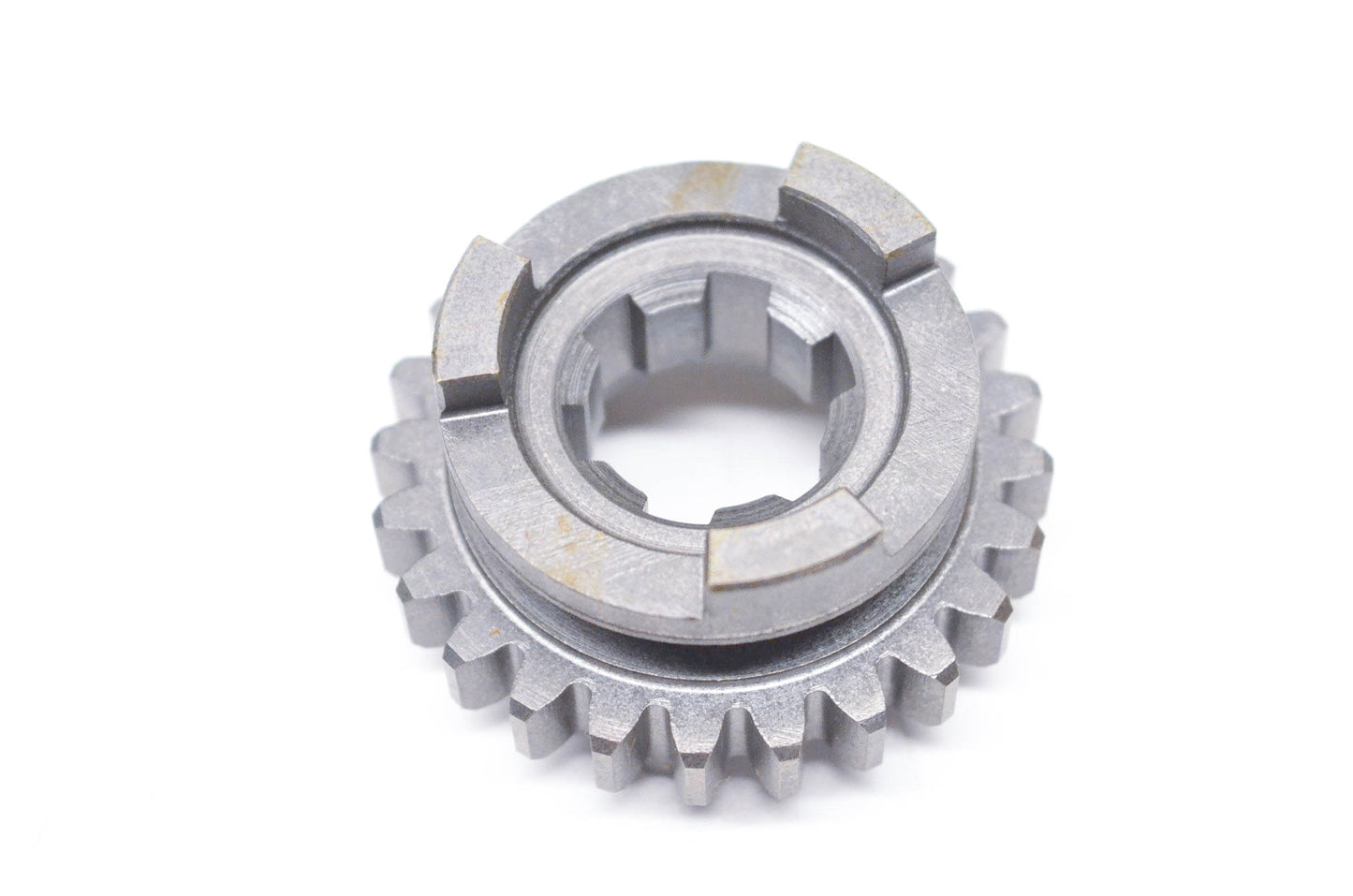 New OEM Yamaha 2W5-17251-00-00 5th Wheel Gear NOS