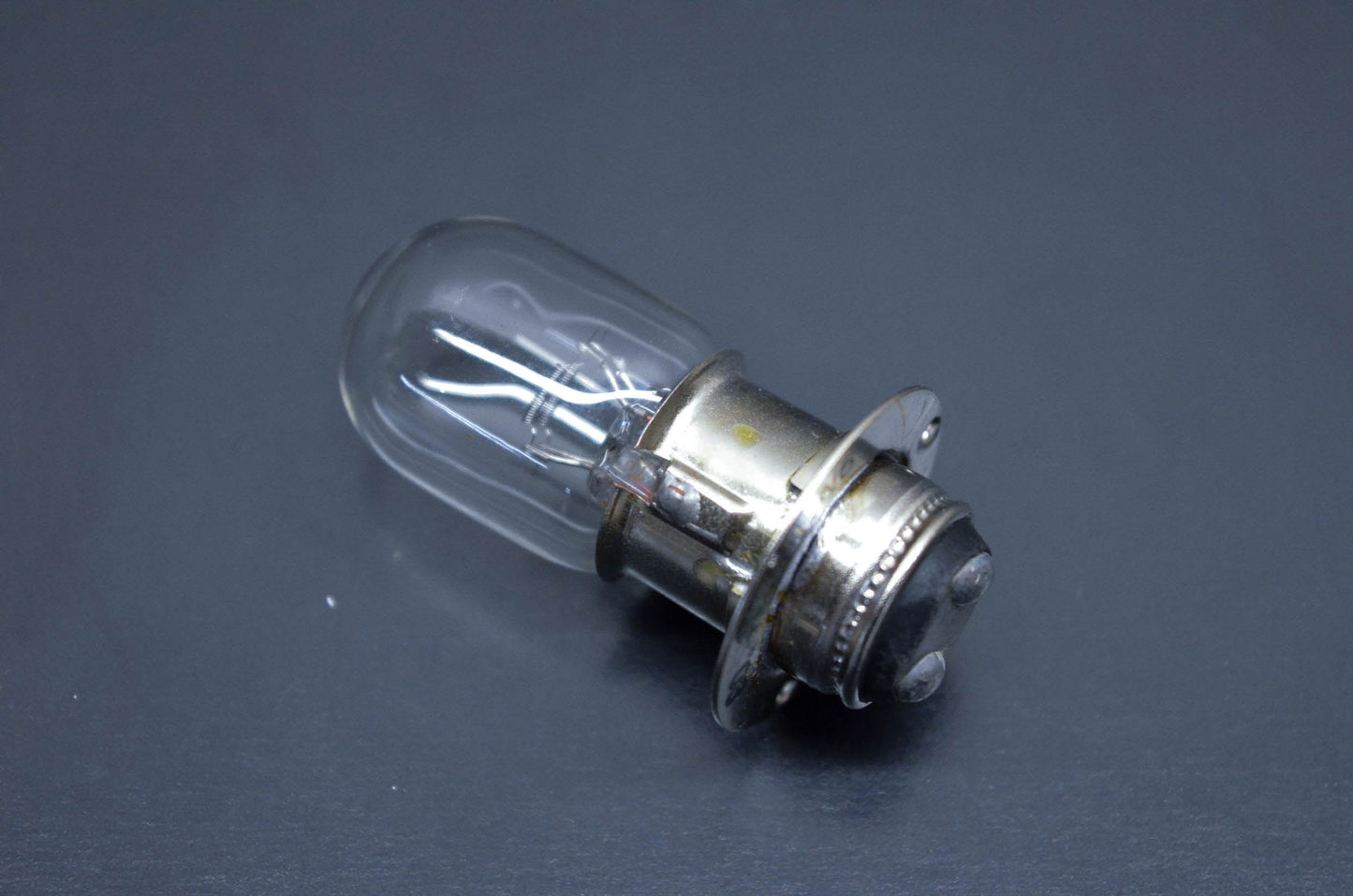 New OEM Yamaha 4KB-84314-00-00 Stanley Headlight Bulb 12v30/30w NOS