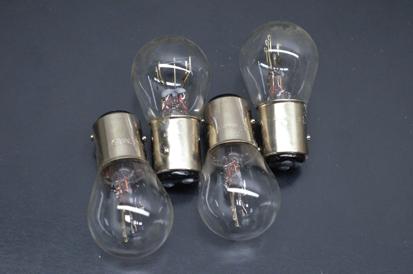 Stanley 410504100 Replacement Bulbs 12v32/3CP B Qty 4 NOS