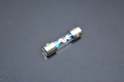 New OEM Yamaha 4X7-82151-00-00 15amp Fuse NOS
