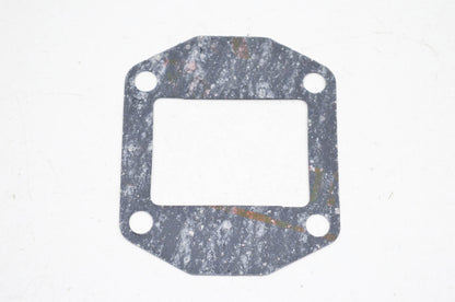 New OEM Yamaha 3VM-13621-00-00 Valve Seat Gasket NOS