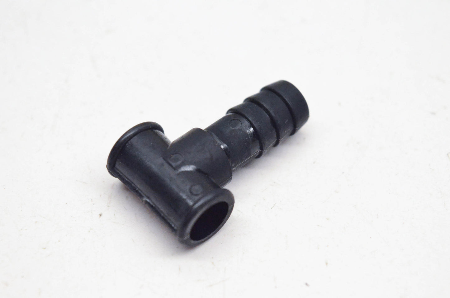 New OEM Yamaha 5DM-14396-10-00 Carburetor Pipe NOS