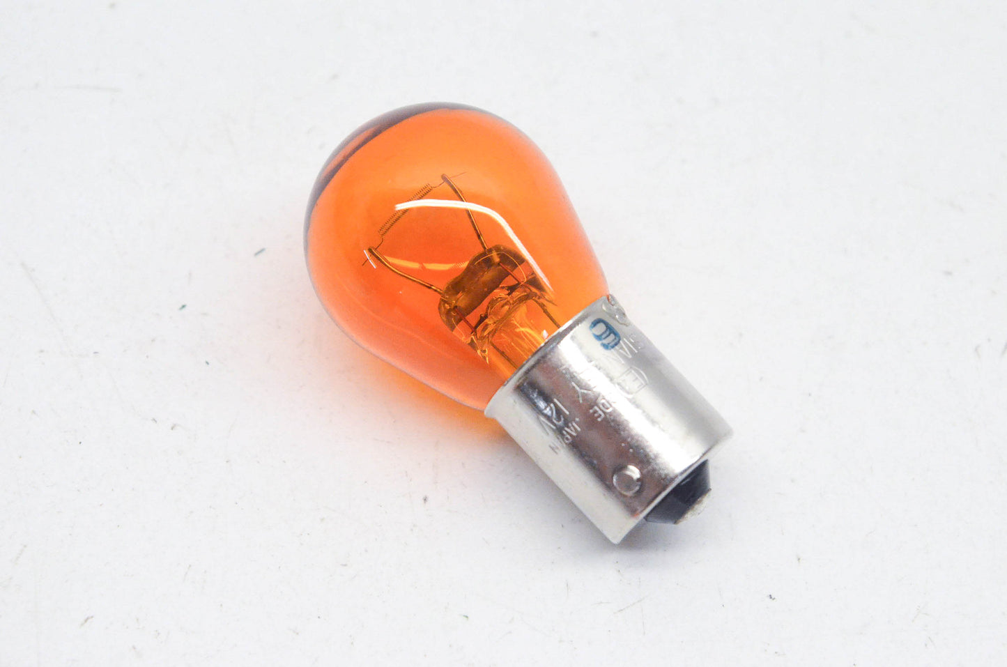 New OEM Yamaha 5VN-83311-10-00 Amber Flasher Light Bulb NOS