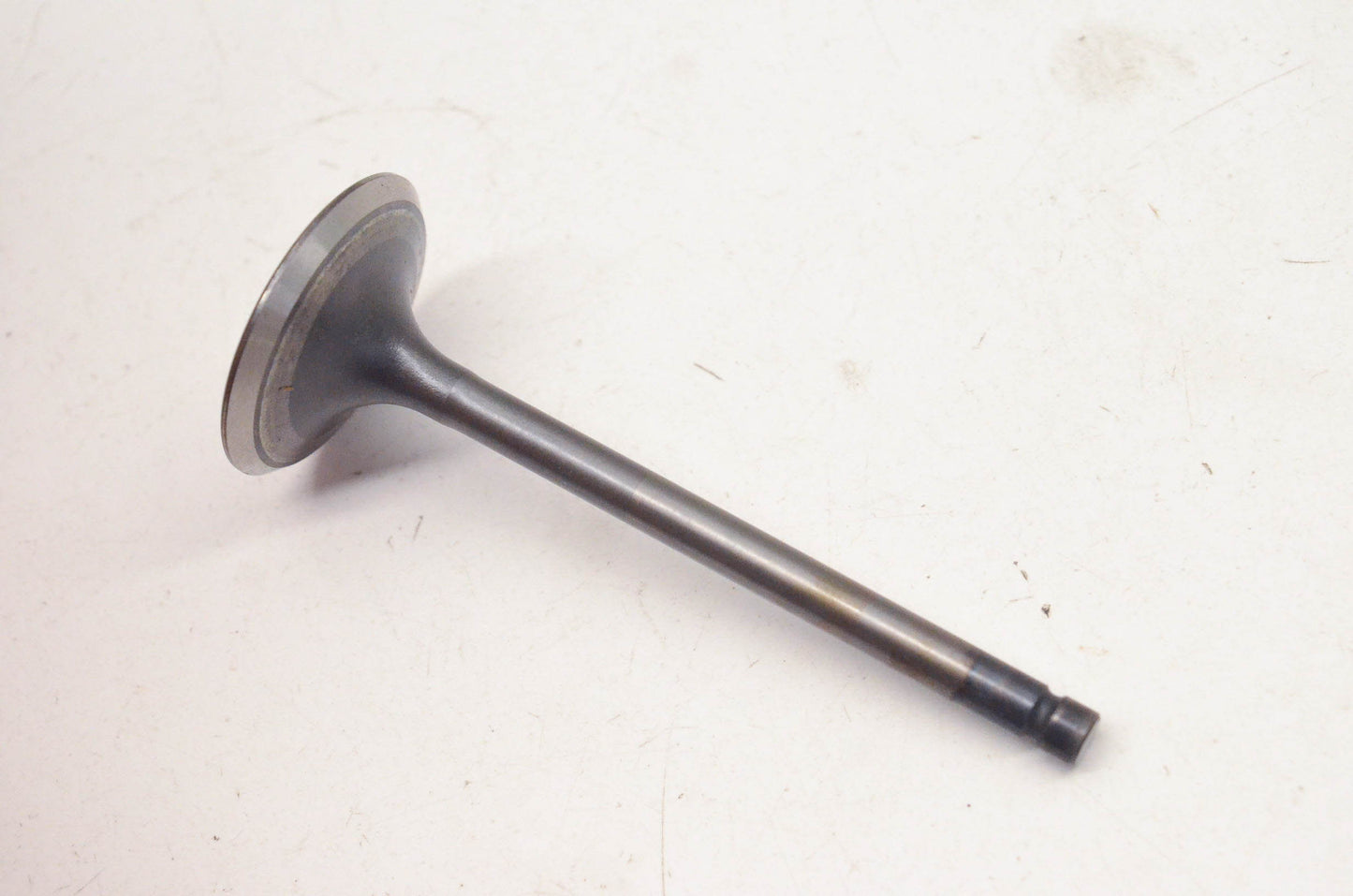 New OEM Yamaha 2MB-E2121-00-00 Exhaust Valve NOS