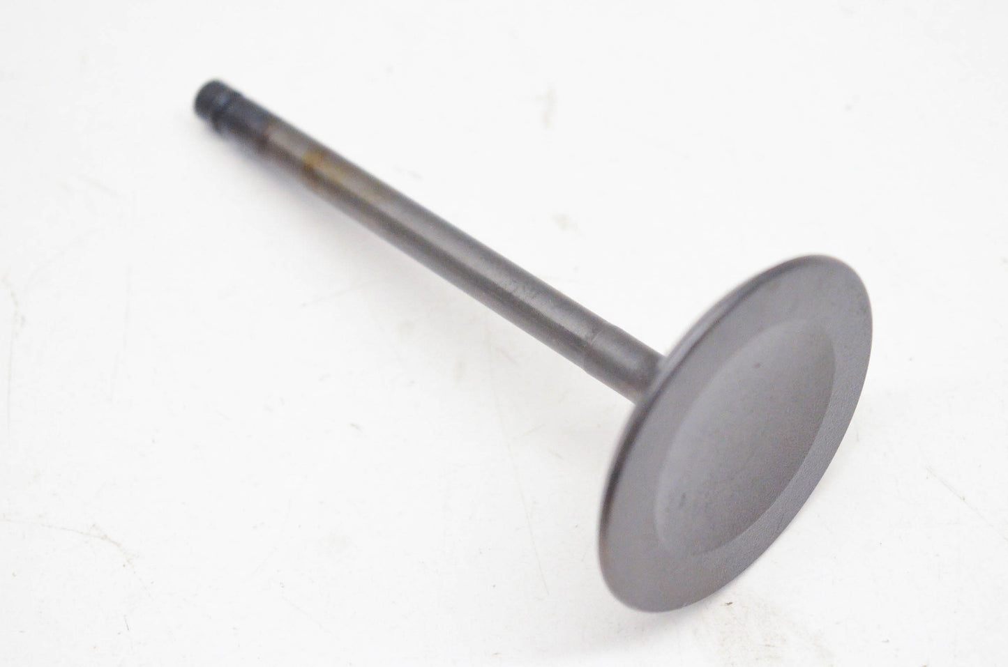 New OEM Yamaha 2MB-E2111-00-00 Intake Valve NOS