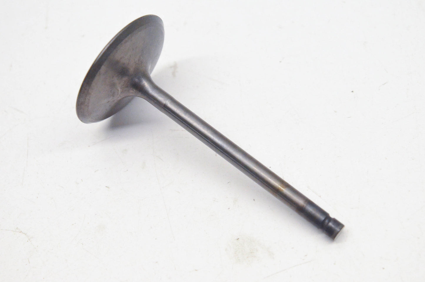 New OEM Yamaha 2MB-E2111-00-00 Intake Valve NOS
