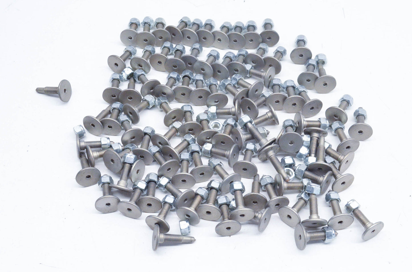 Woody's SSP-1075-B-1, SSP1075B1 Signature Series Stud and Lock Nut Kit NOS
