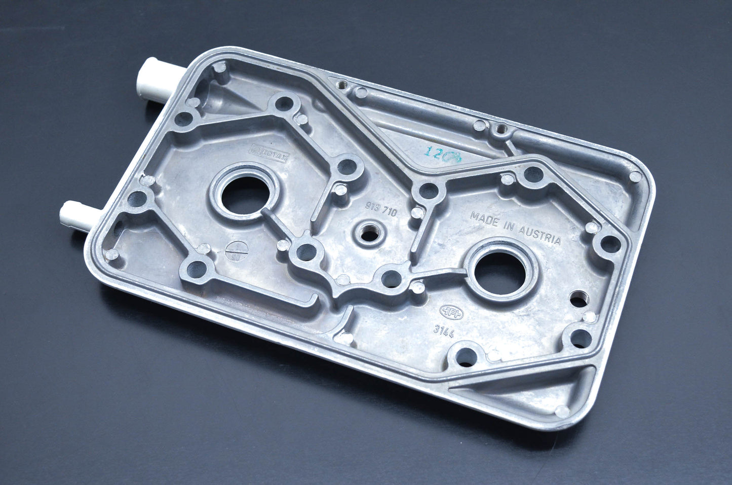 Sea Doo 420913711 Rotax Cylinder Head Cover