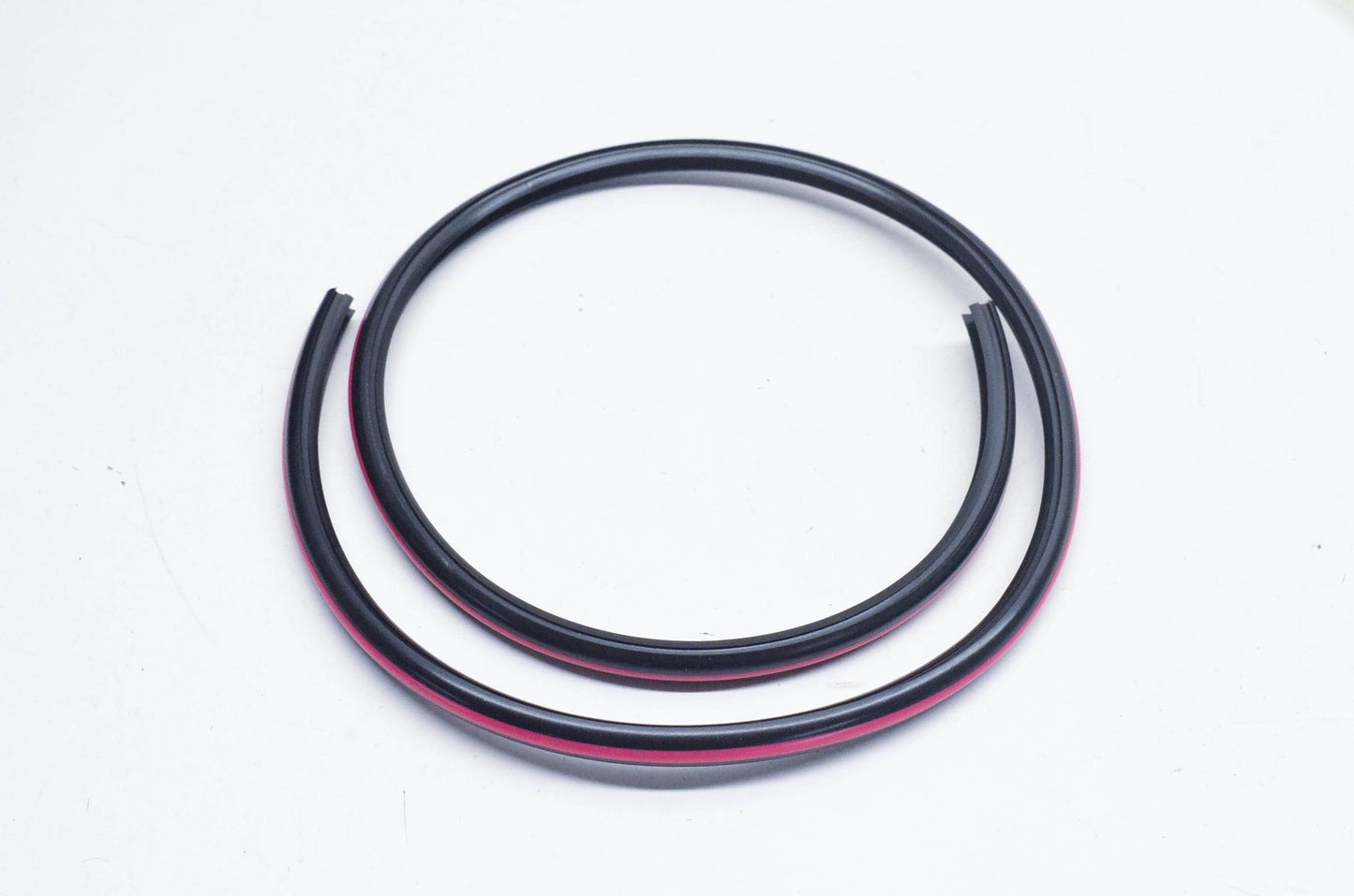 Aftermarket 414923400 Red Bumper Molding NOS