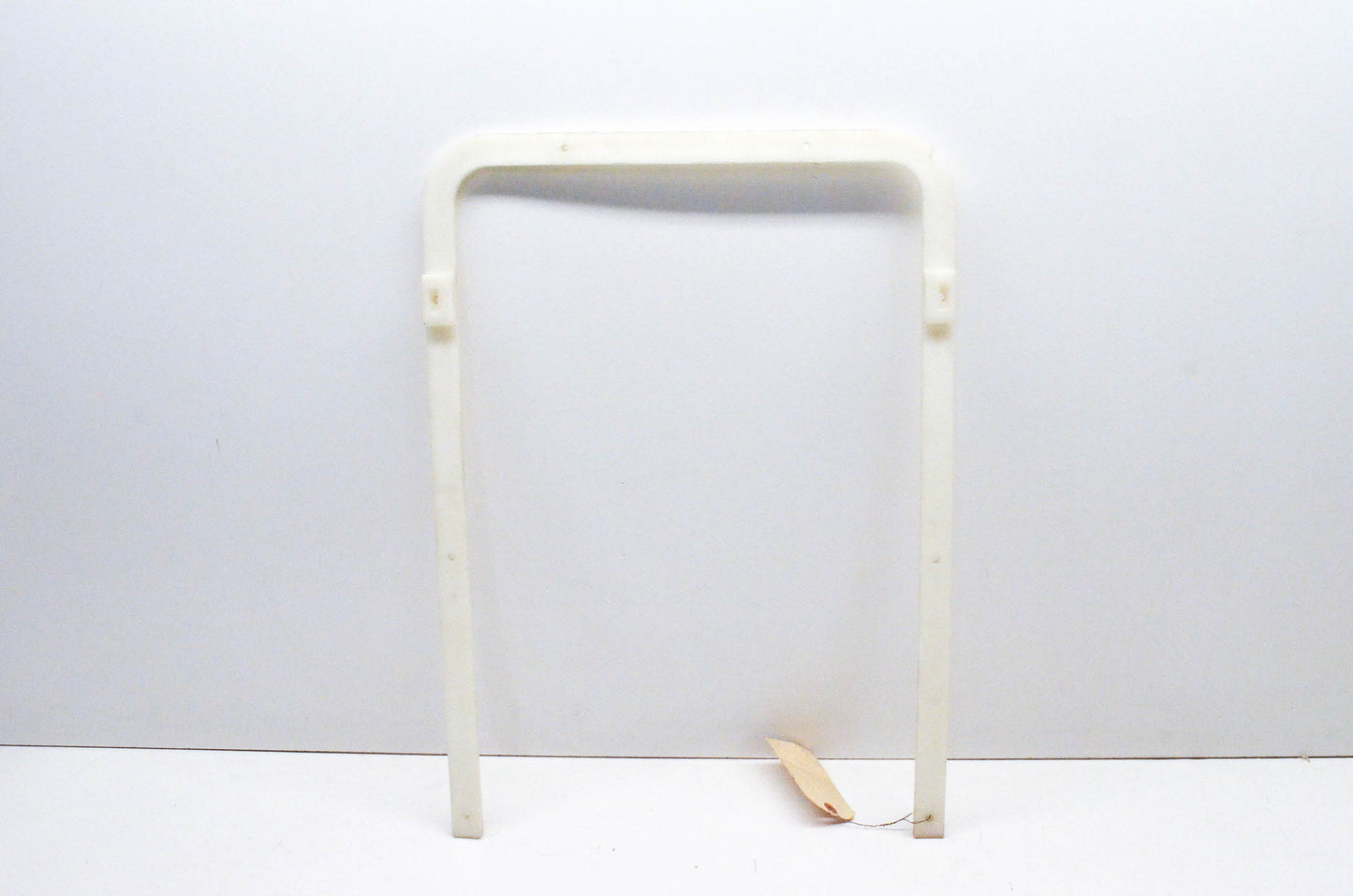 Aftermarket 572094100 White Seat Base NOS