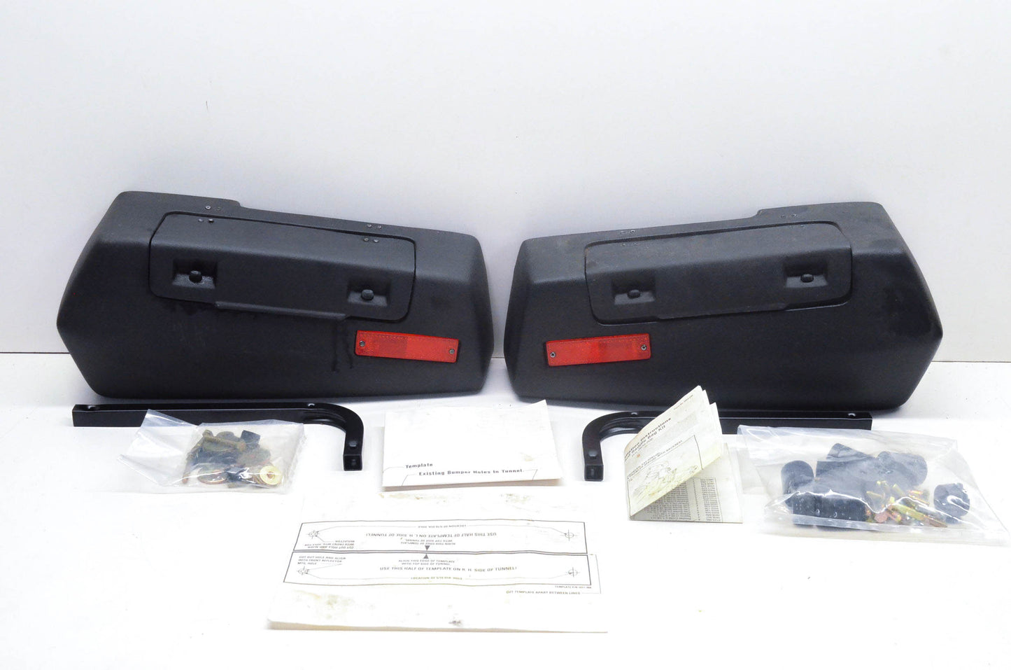 New OEM Arctic Cat 0636-806 Hard Saddle Bag Kit NOS