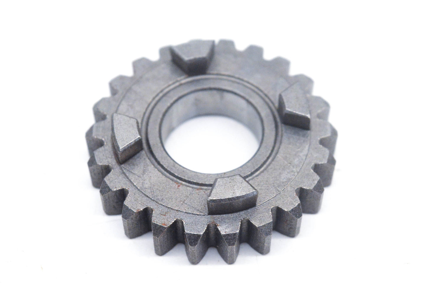 New OEM Suzuki 24241-28300 4th Drive Gear NOS