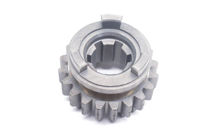 New OEM Suzuki 24231-28300 3rd Drive Gear NOS