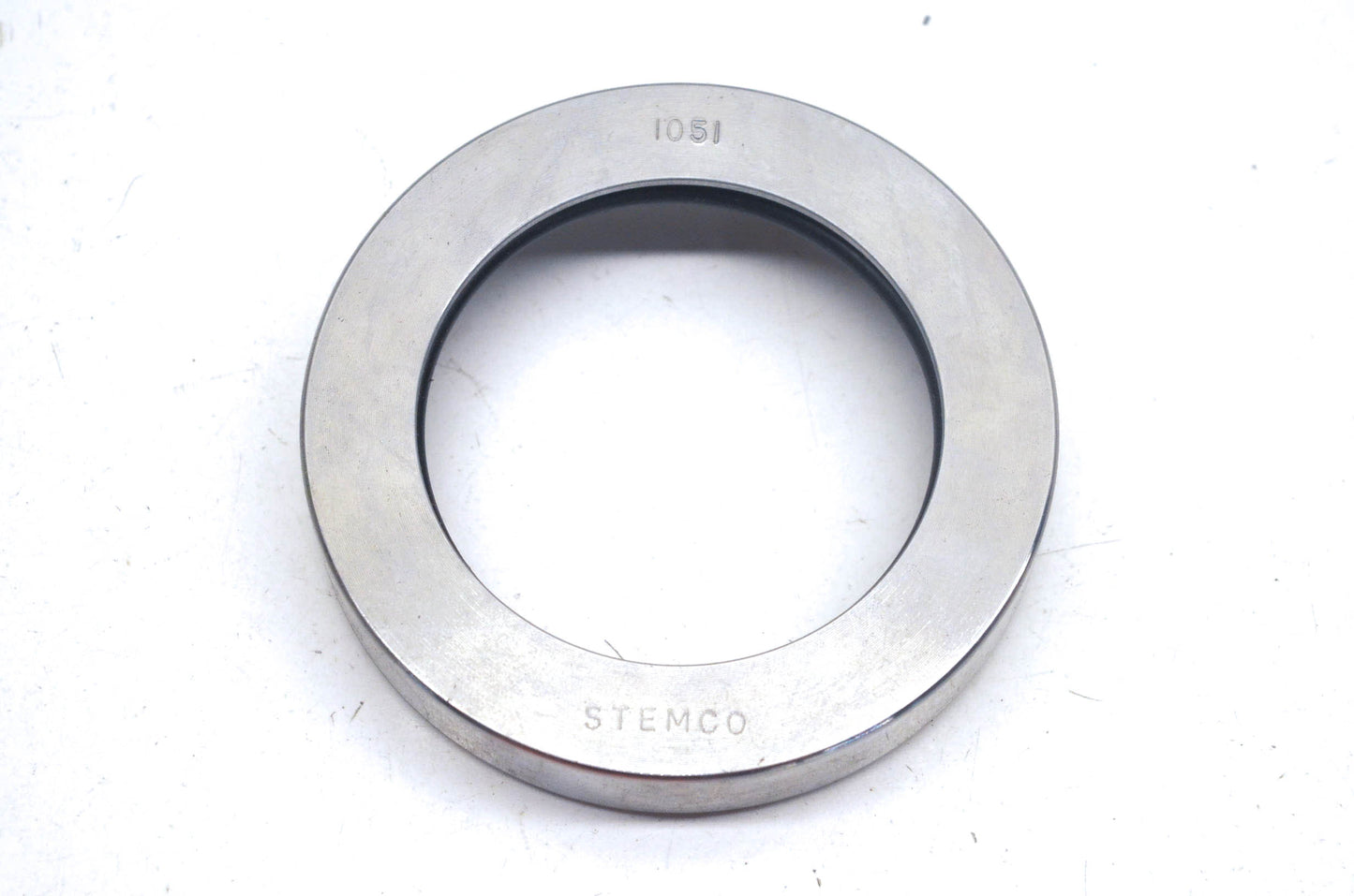 Stemco 310-1051 Axle Ring NOS