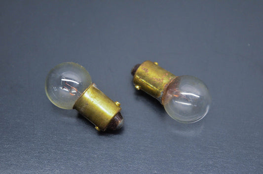 Speedway GE57, BA9S Replacement 12v 2CP Bulbs Qty 2 NOS