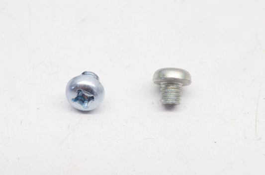 New OEM Suzuki 02112-06067 Screws Qty 2 NOS