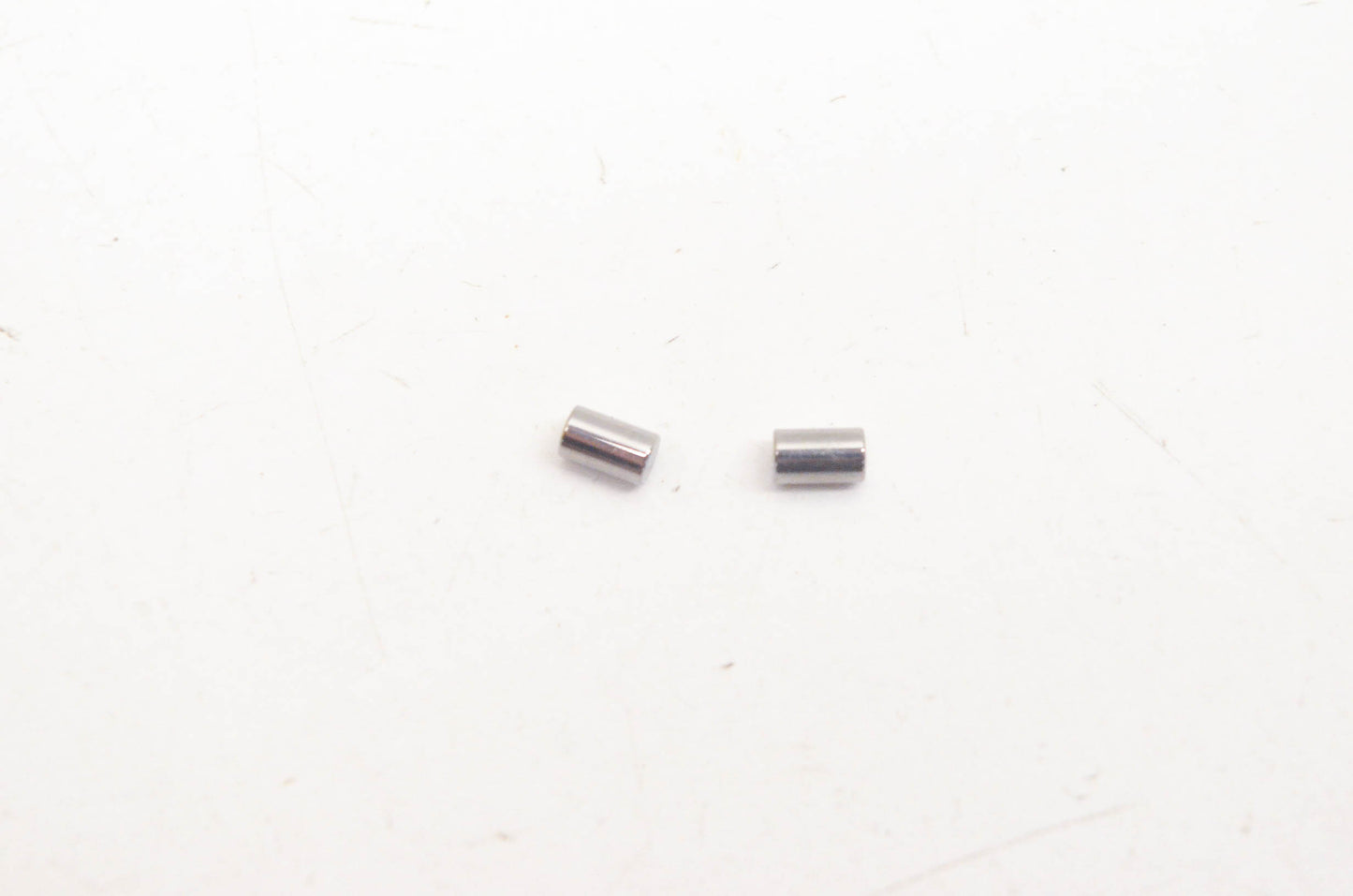 New OEM Suzuki 06211-03052 Pins Qty 2 NOS