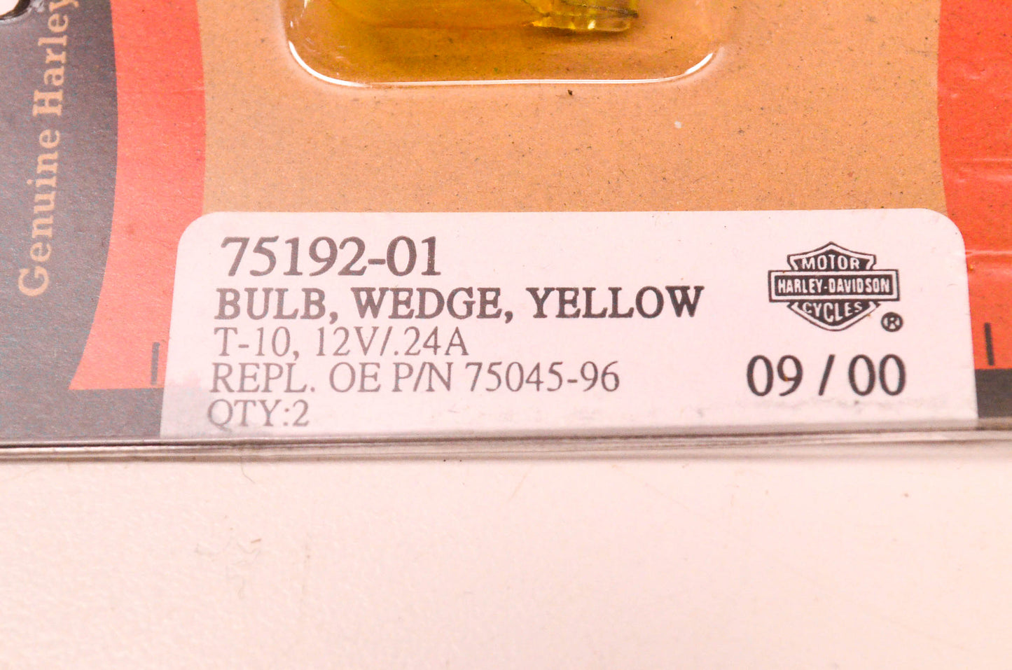 New OEM Harley-Davidson 75192-01, 75045-96 Wedge Bulb Yellow T-10 12V/.24A NOS