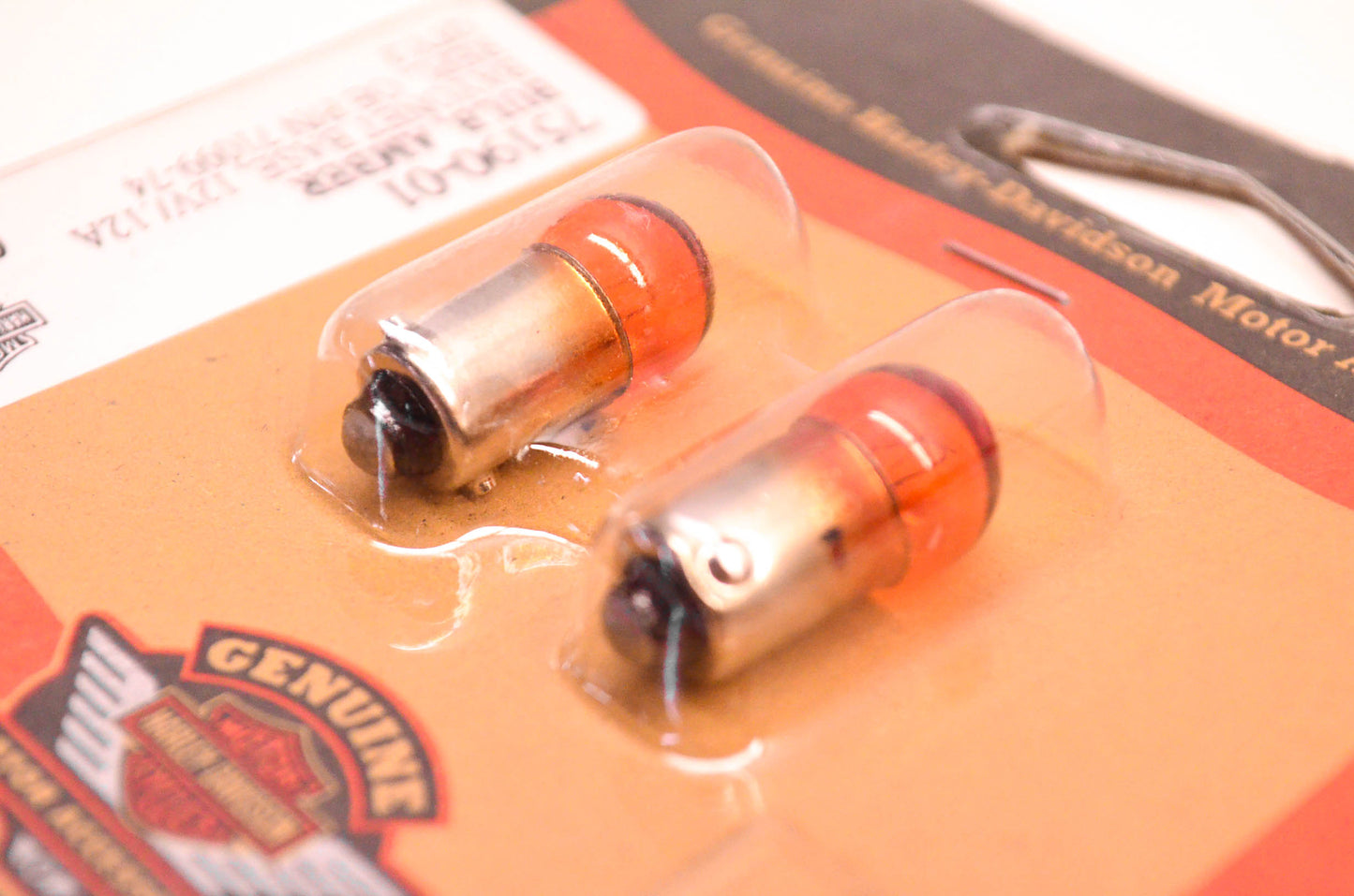 New OEM Harley-Davidson 75190-01, 71099-74 Bayonet Base Bulb Amber 12V/.12A NOS
