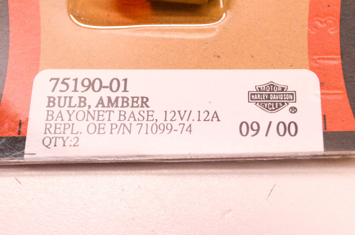 New OEM Harley-Davidson 75190-01, 71099-74 Bayonet Base Bulb Amber 12V/.12A NOS