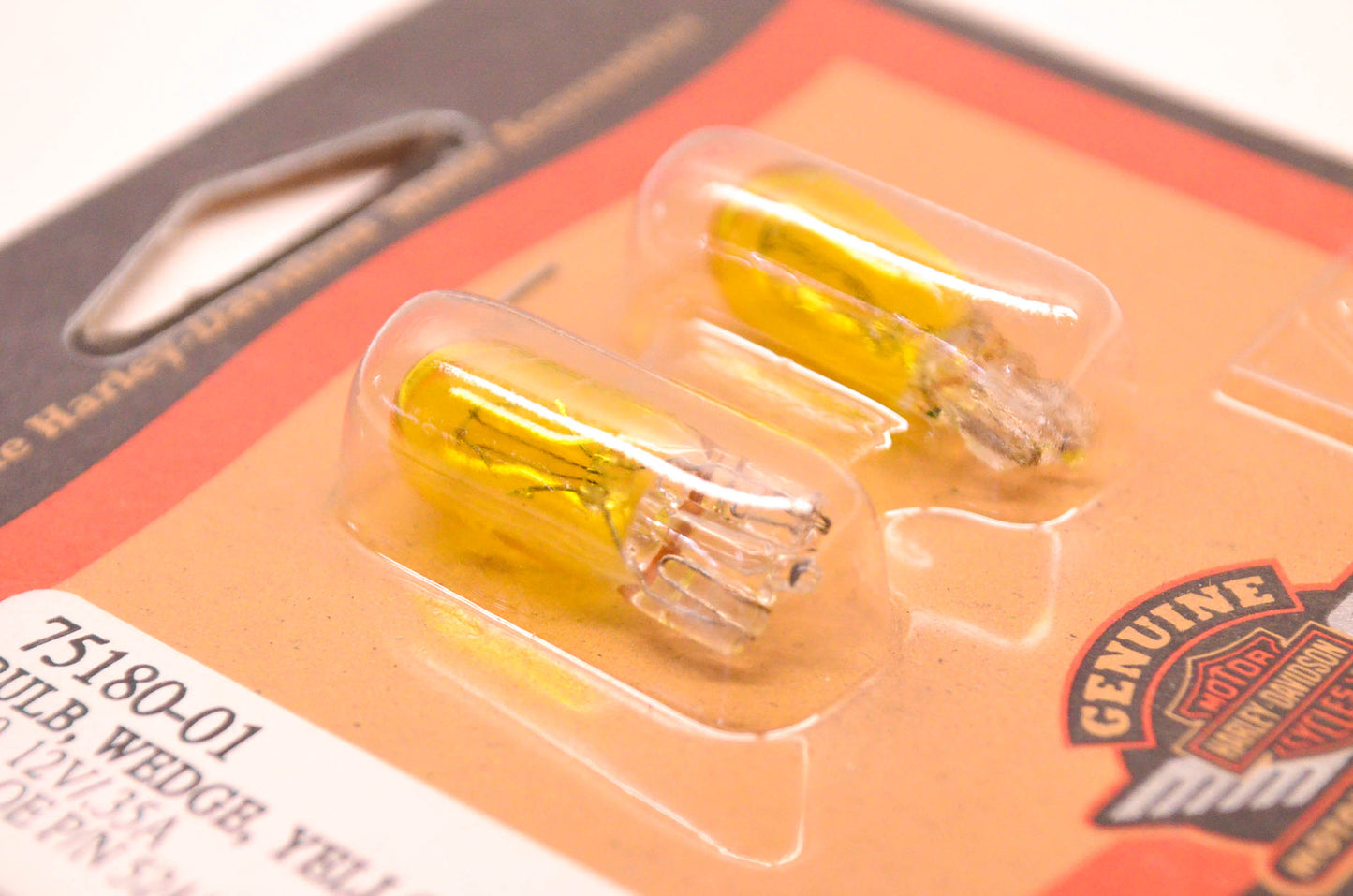 New OEM Harley-Davidson 75180-01, 52441-95 Wedge Bulbs Yellow T-10 12V/.35A NOS