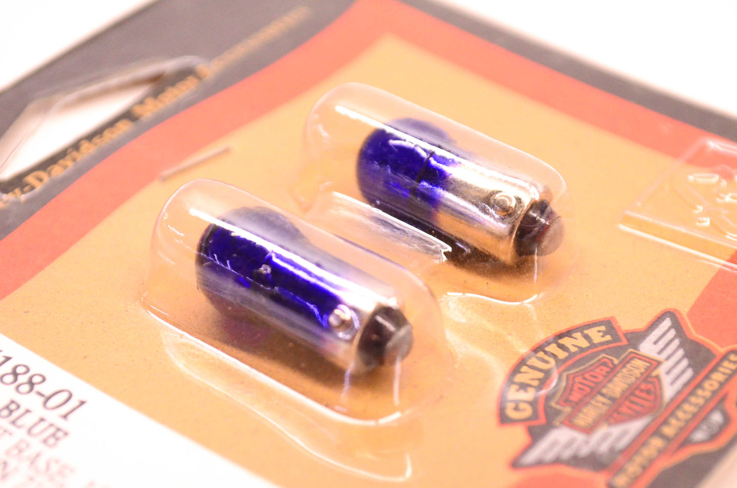 New OEM Harley-Davidson 75188-01, 71099-74 Bayonet Base Bulb Blue 12V/.12A NOS