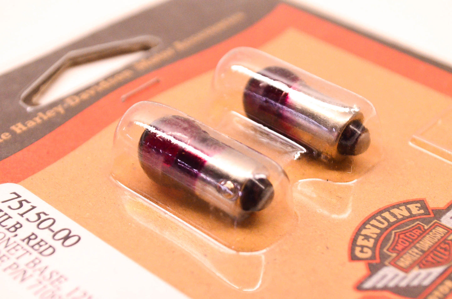 New OEM Harley-Davidson 75150-00 Bayonet Base Bulb Red 12V/.12A NOS