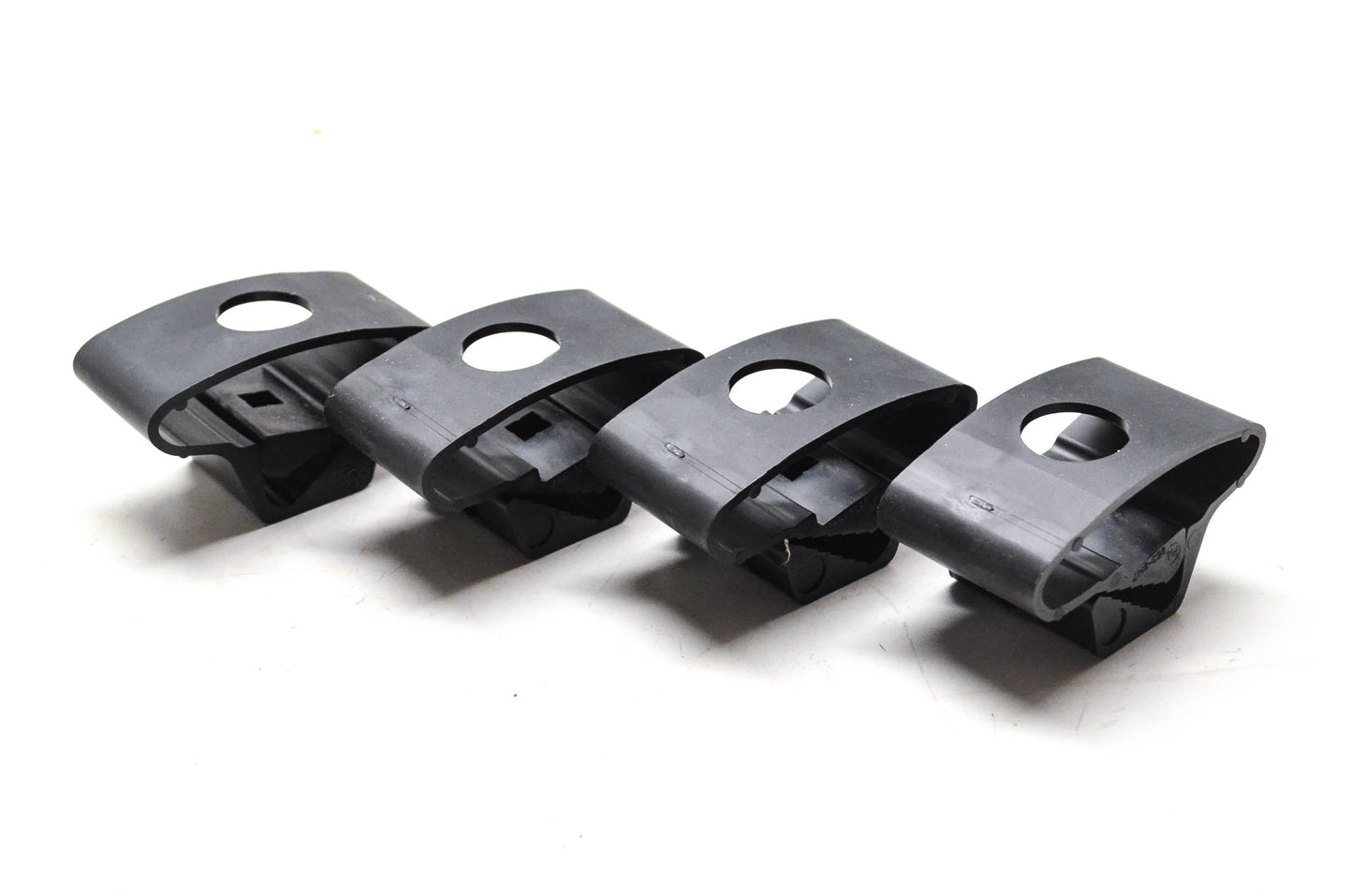 Thule 853-2147, C26 Clamp On Kit NOS