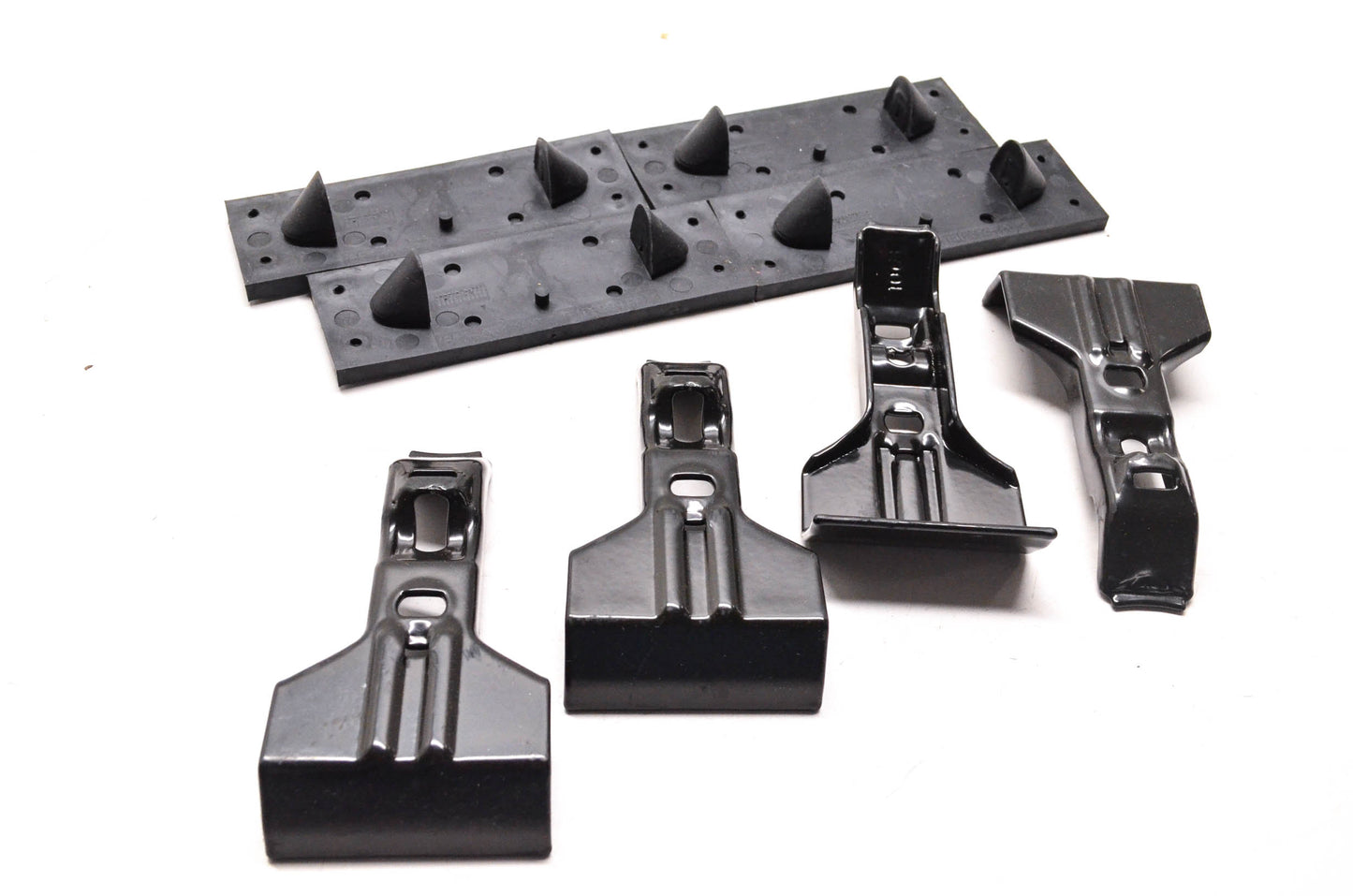 Thule 122700, KIT117 Fit Kit NOS