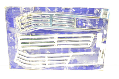 AddOn Accessories 15673-158 Trunk Light Grill Kit NOS