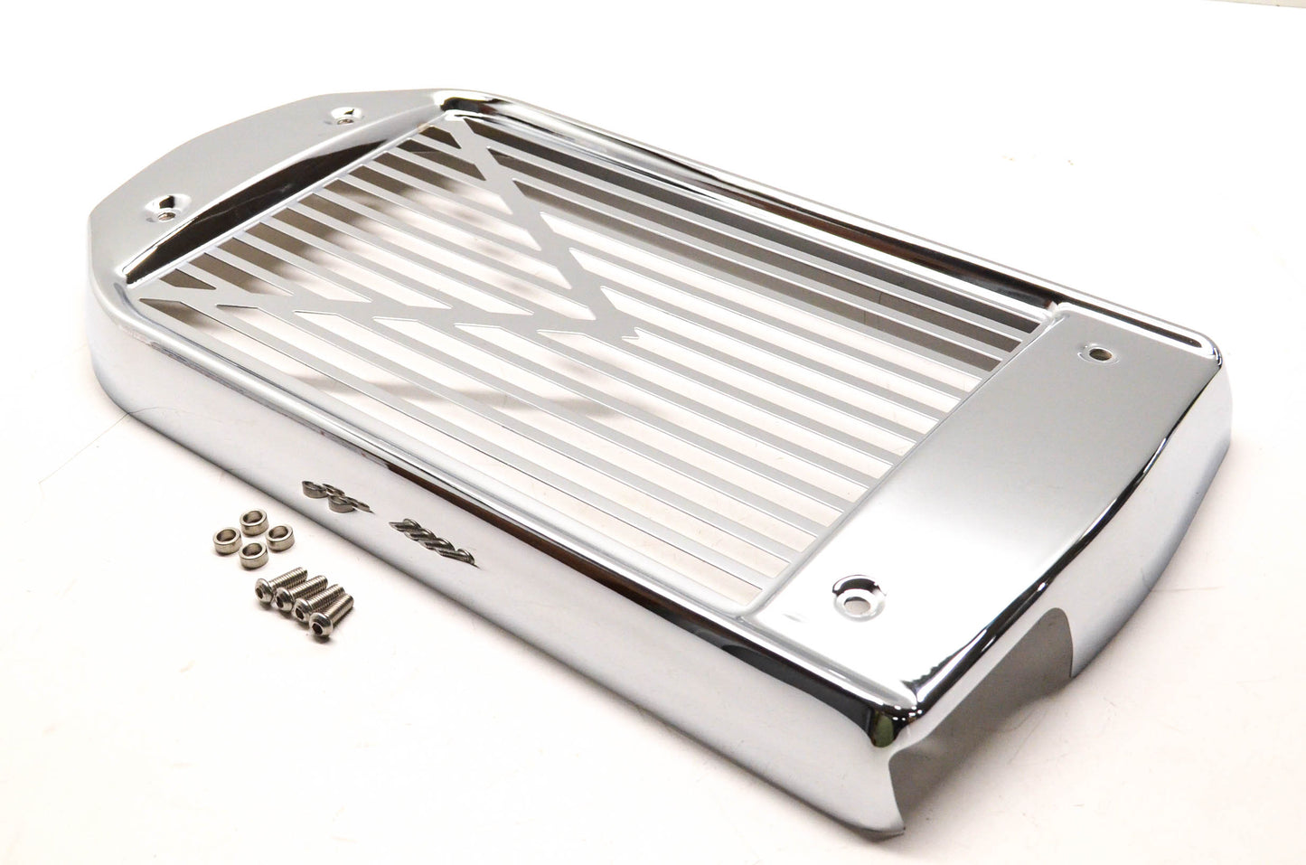 Show Chrome 71-120, 71-121 V Style Radiator Grill NOS