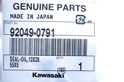 New OEM Kawasaki 92049-0791 Oil Seal NOS