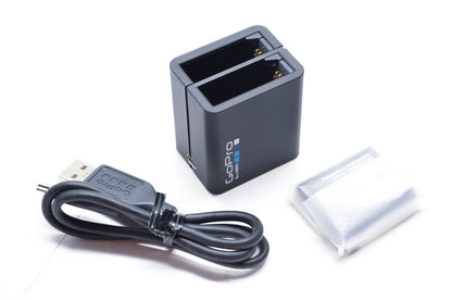 GoPro 424111, AHBBP-401 Hero 4 Dual Charger NOS