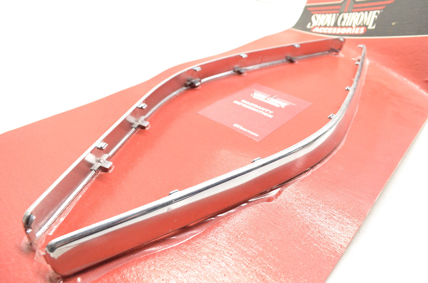 Show Chrome 52-643 Fairing Face Molding Kit NOS