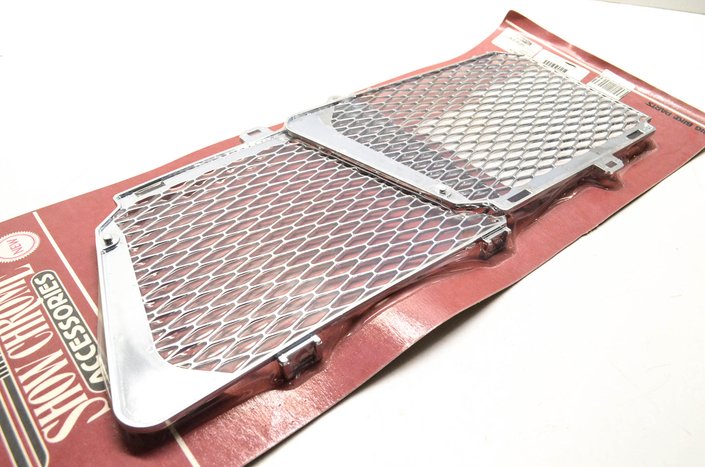 Show Chrome 52-750 Radiator Grilles NOS