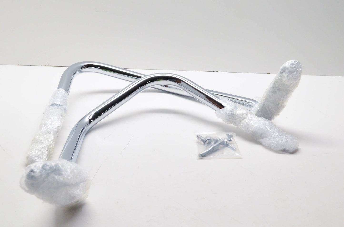 Show Chrome 53-434 Highway Bar Kit NOS