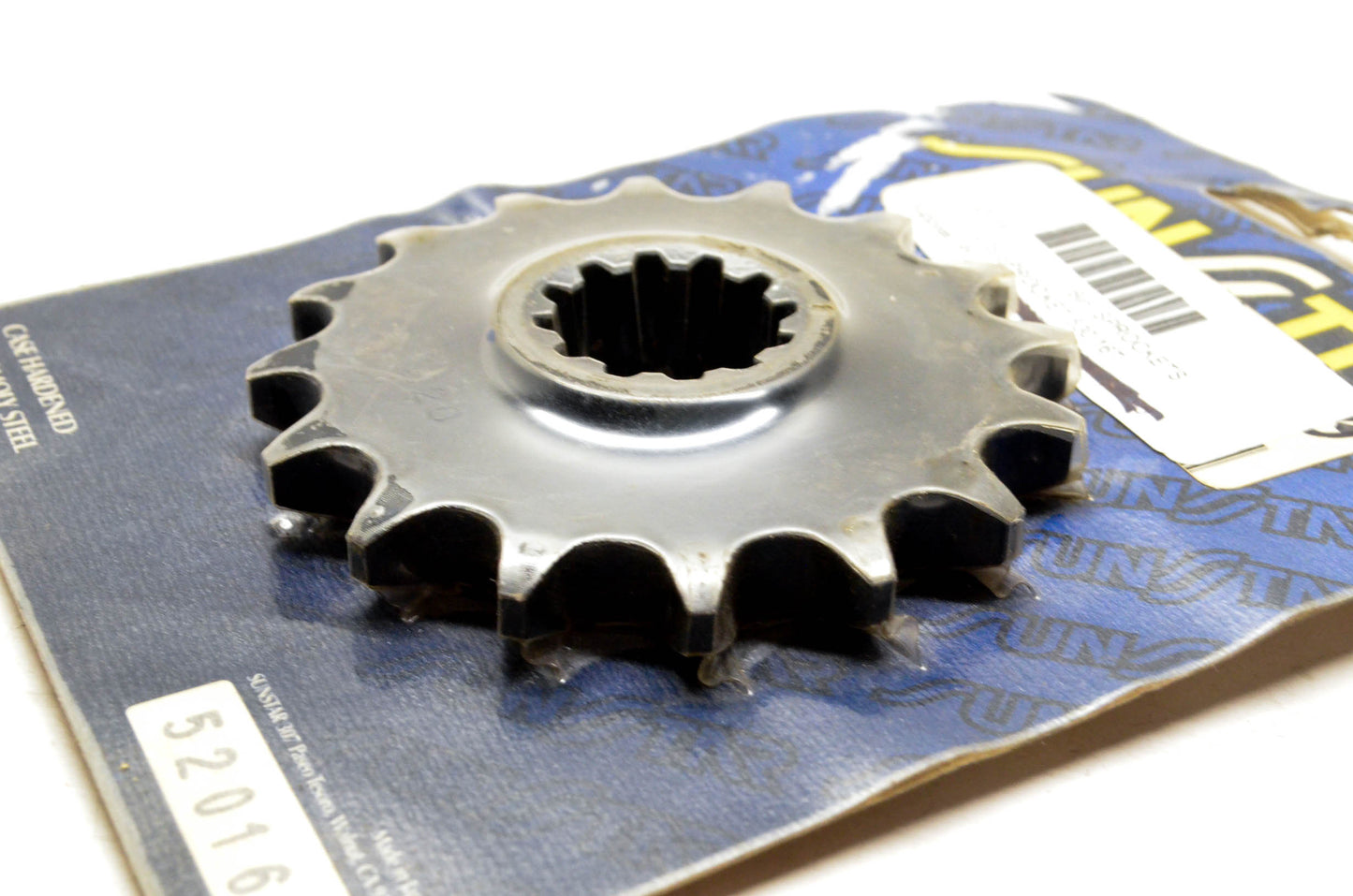 SunStar 52016, 28402-17 Sprocket 16T NOS